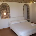 Ami Bed & Breakfast 4*