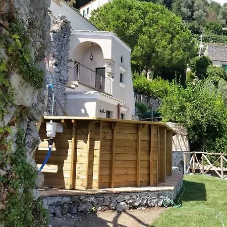 Ami Bed & Breakfast Scala