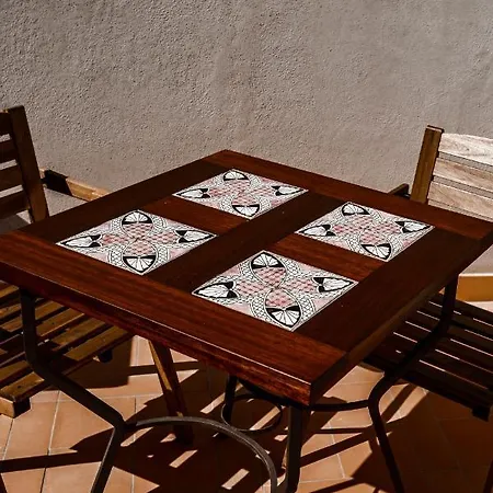 Ami Bed & Breakfast 4*